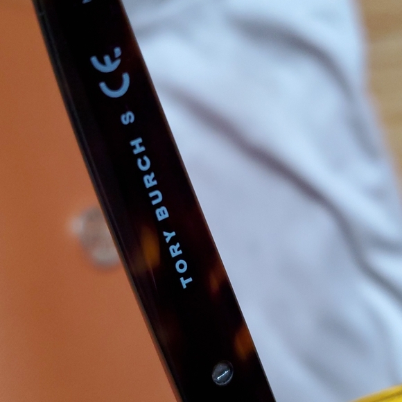 Tory Burch Sunglasses - Picture 3 of 4